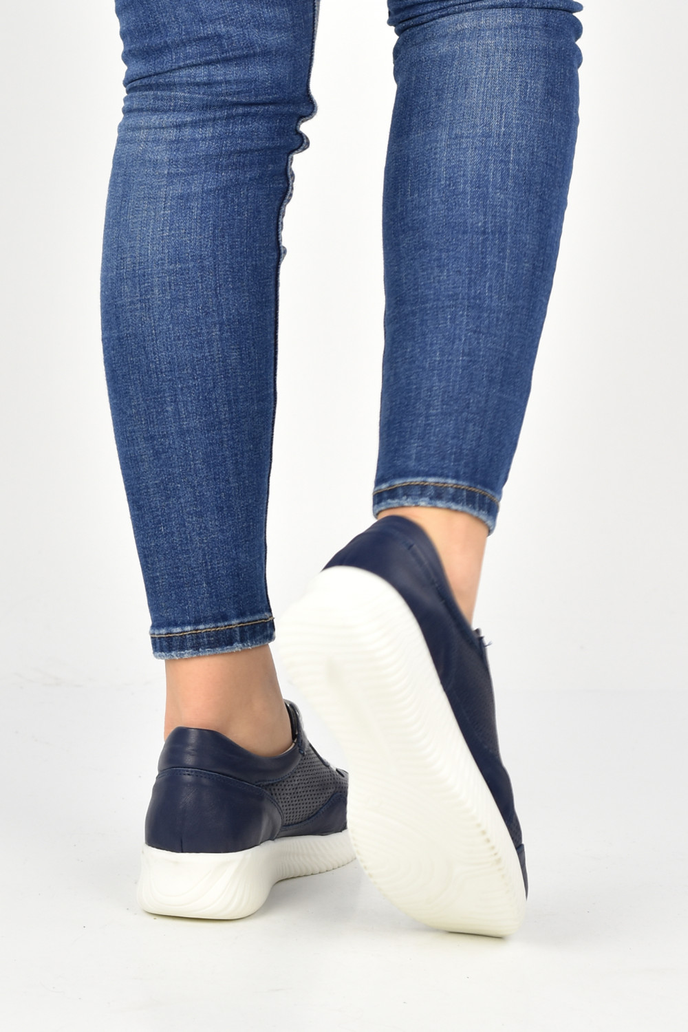 PANTOFI SPORT BLEUMARIN PIELE NATURALA 2PC442