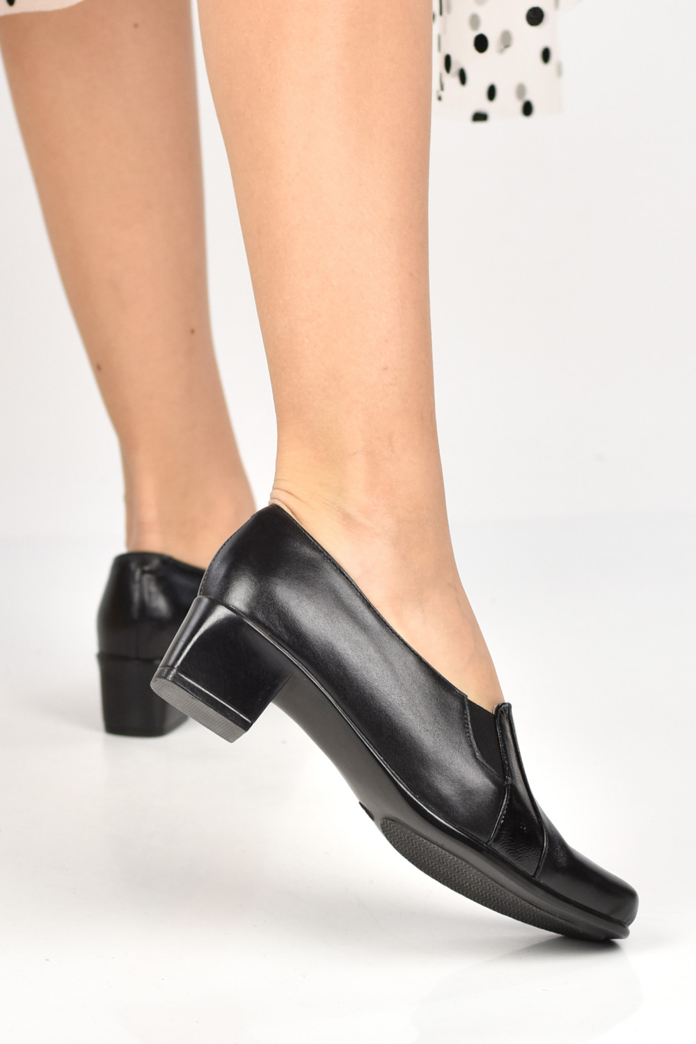 PANTOFI NEGRI PIELE NATURALA 8PC0