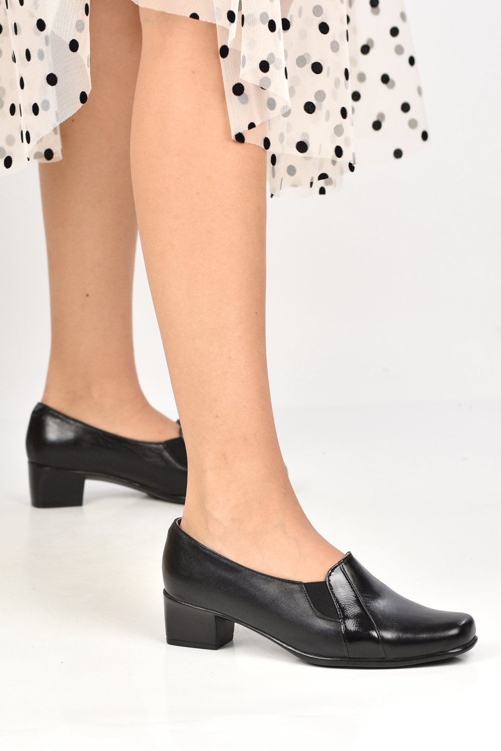 PANTOFI NEGRI PIELE NATURALA 8PC0