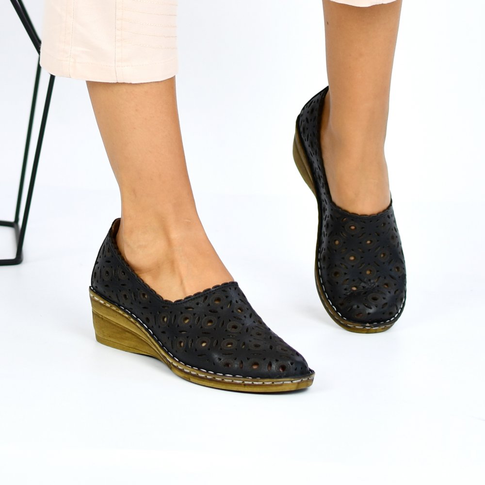 PANTOFI NEGRI PIELE NATURALA 1PC010