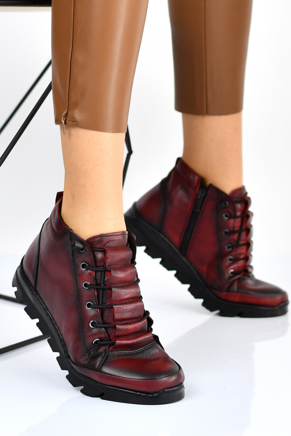 GHETE ROSII PIELE NATURALA 1PC073