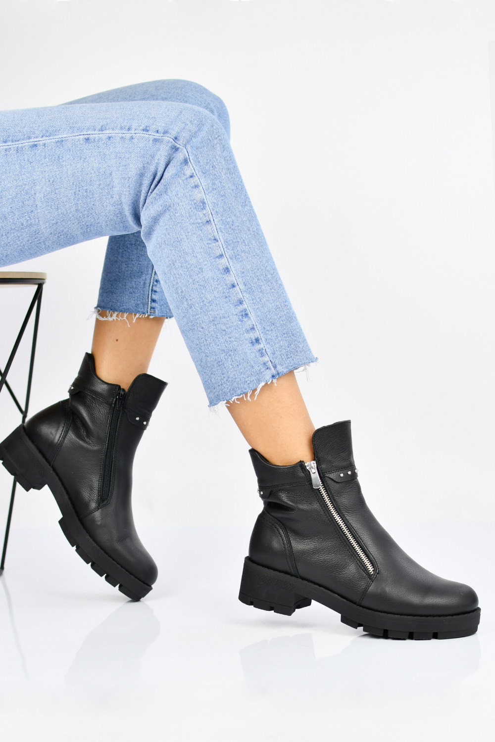 GHETE NEGRE PIELE NATURALA 1PC33