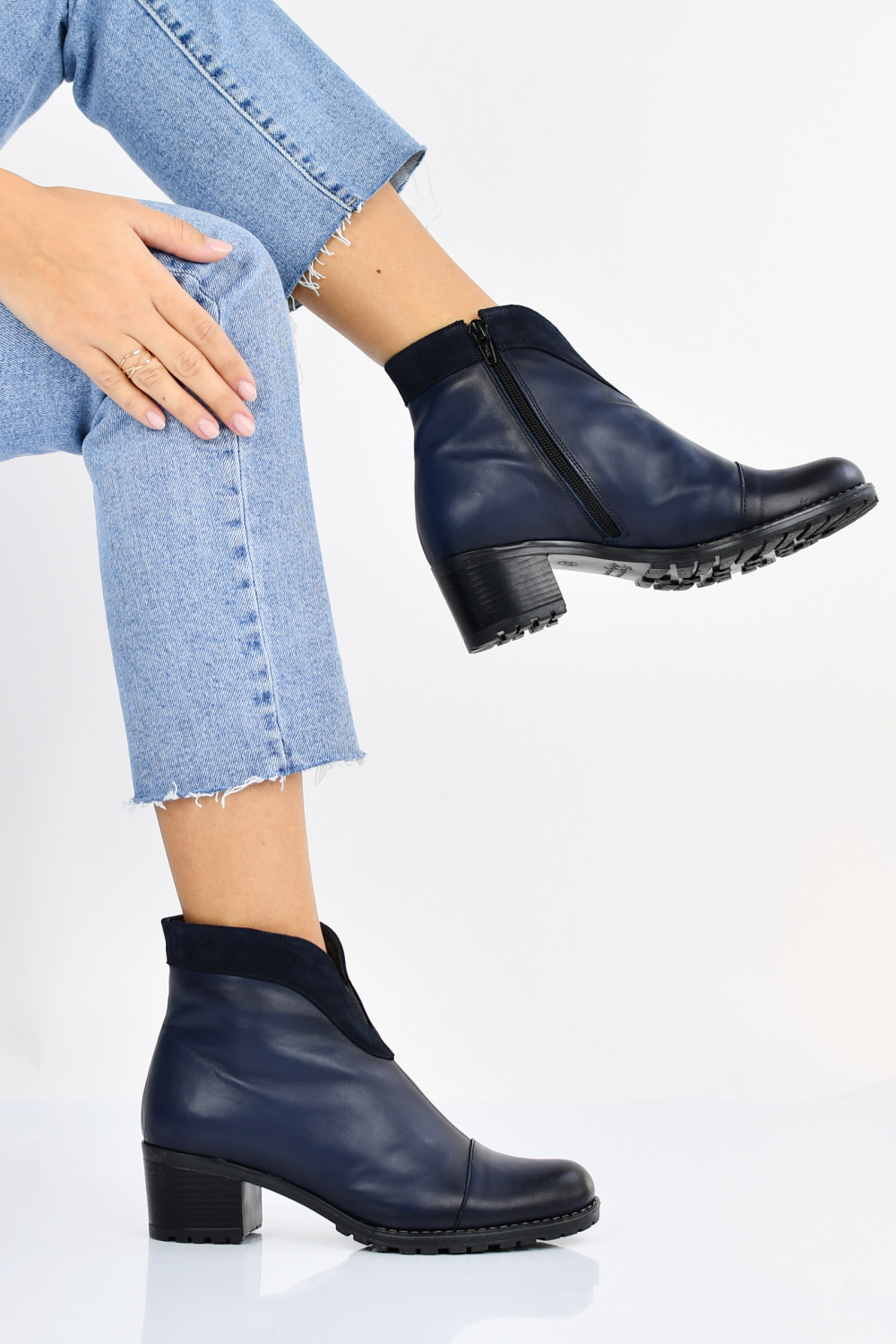BOTINE BLEUMARIN PIELE NATURALA 0PC62