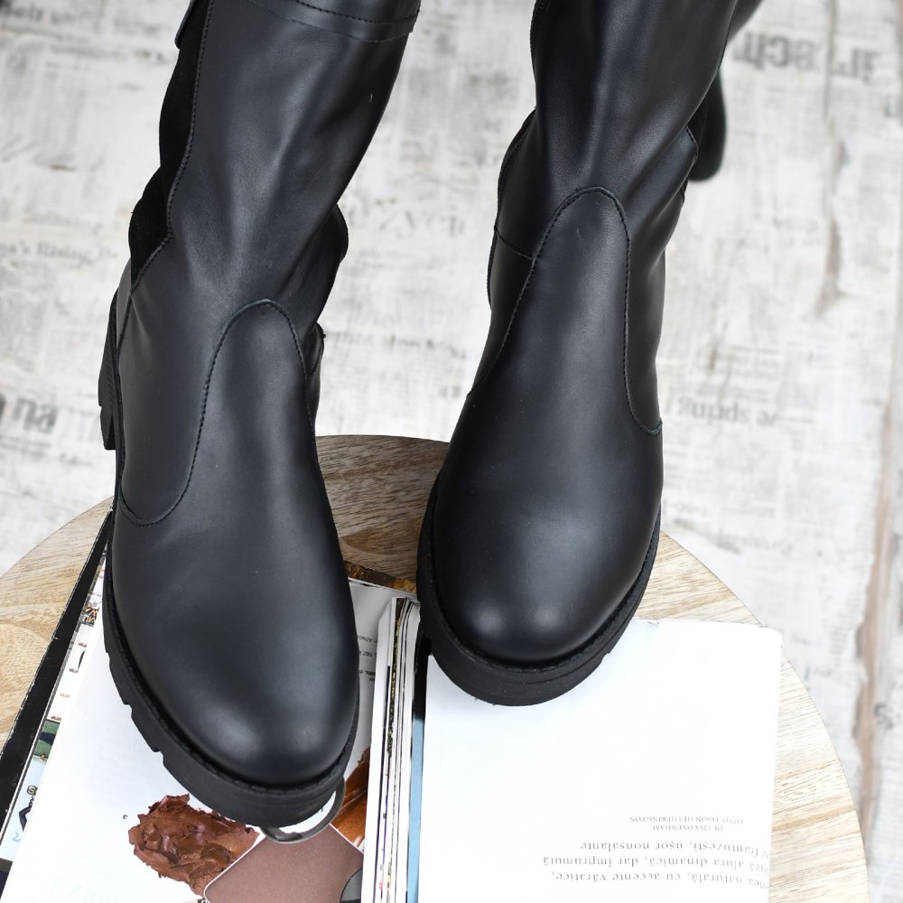 CIZME NEGRE CU SIRET PIELE NATURALA 7PC25