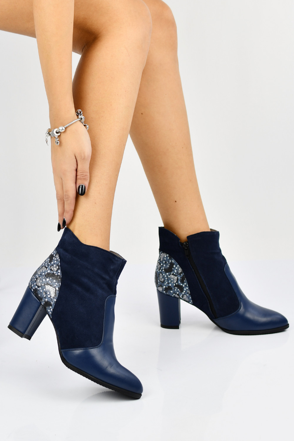 BOTINE INDIGO PIELE NATURALA INTOARSA APC95