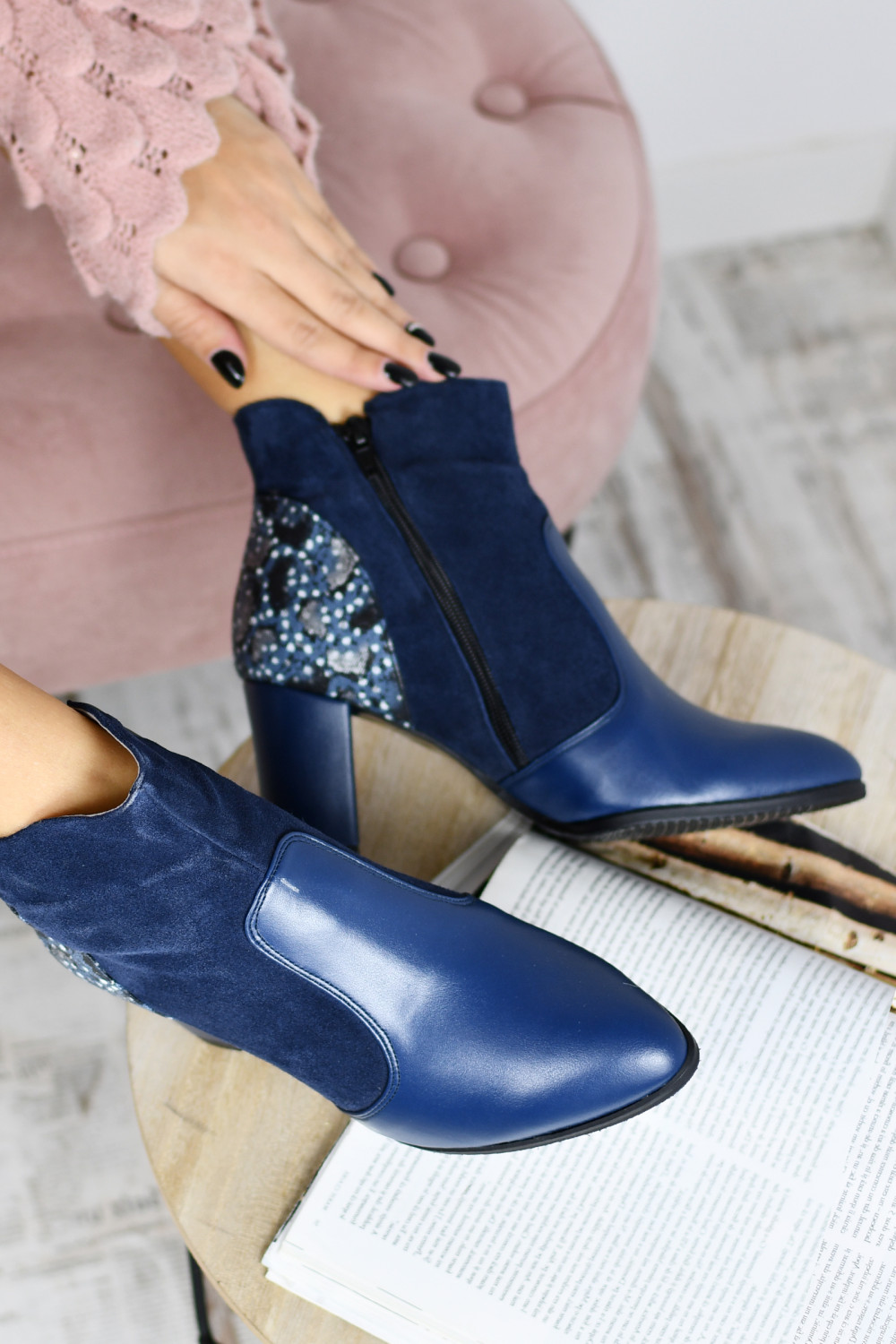 BOTINE INDIGO PIELE NATURALA INTOARSA APC95