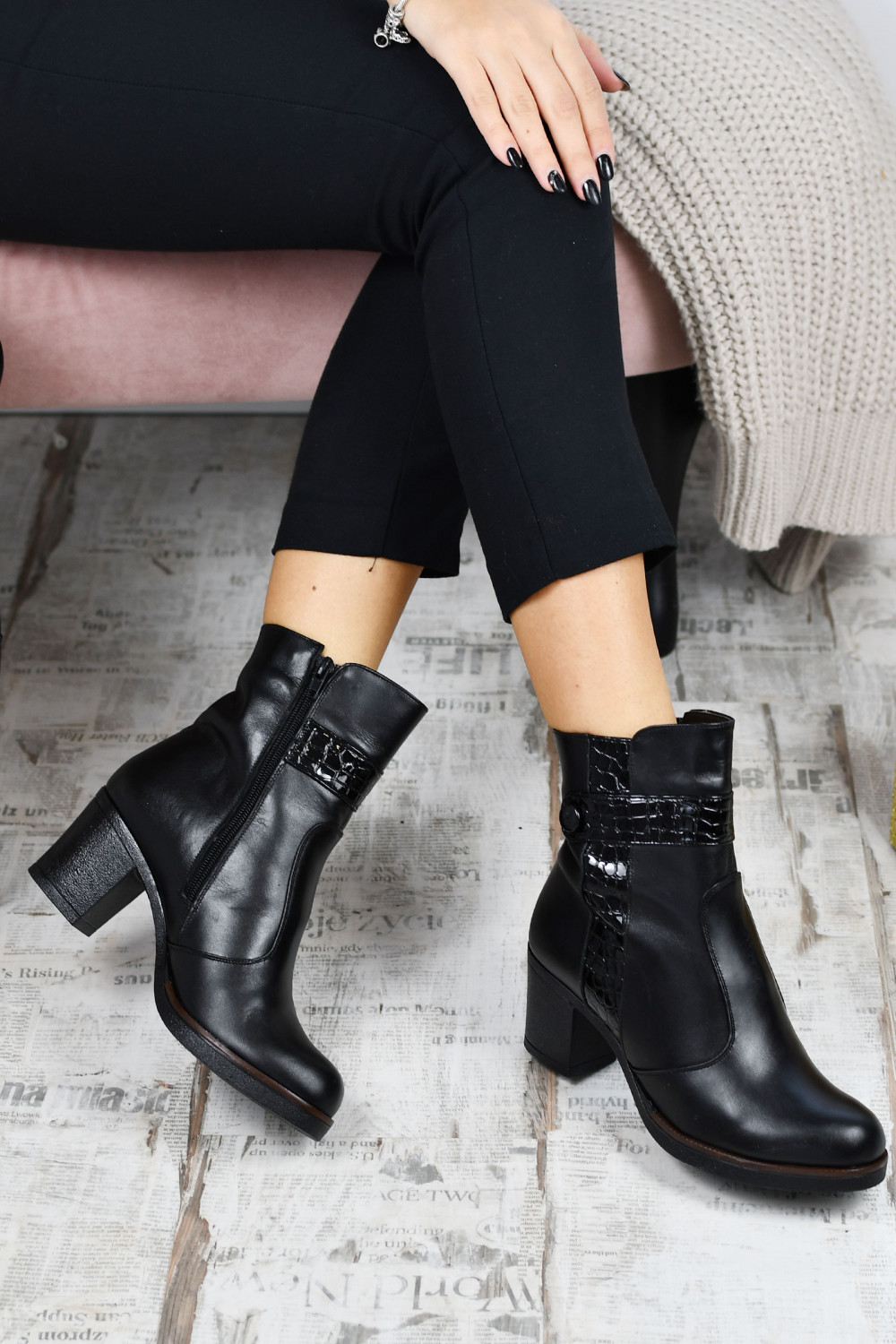 BOTINE NEGRE PIELE NATURALA MPC5
