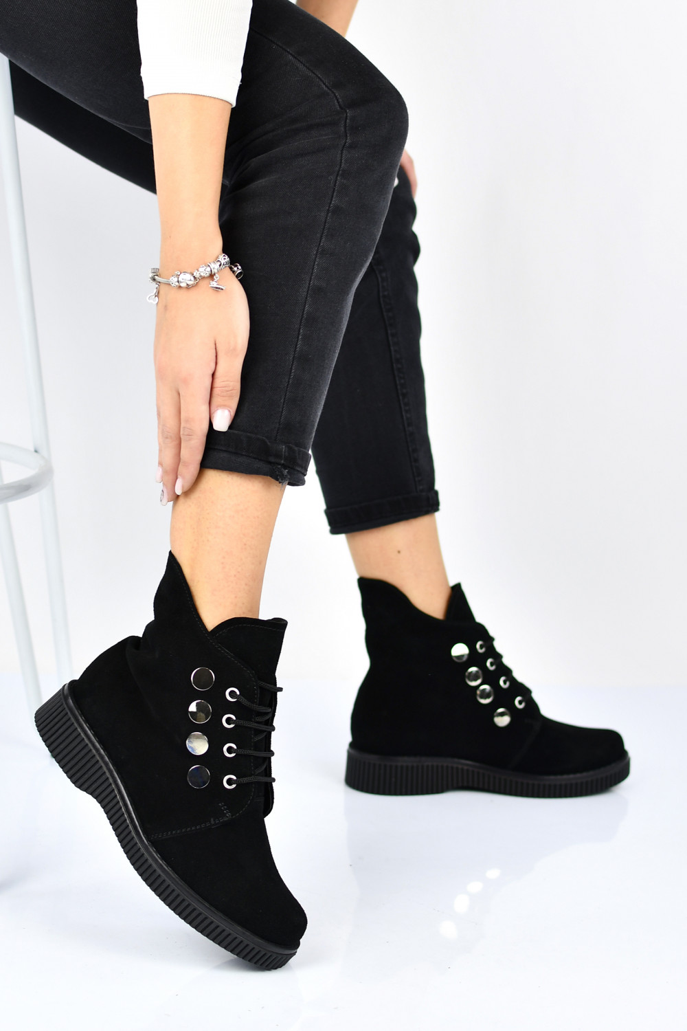 GHETE NEGRE PIELE NATURALA INTOARSA 2PC30