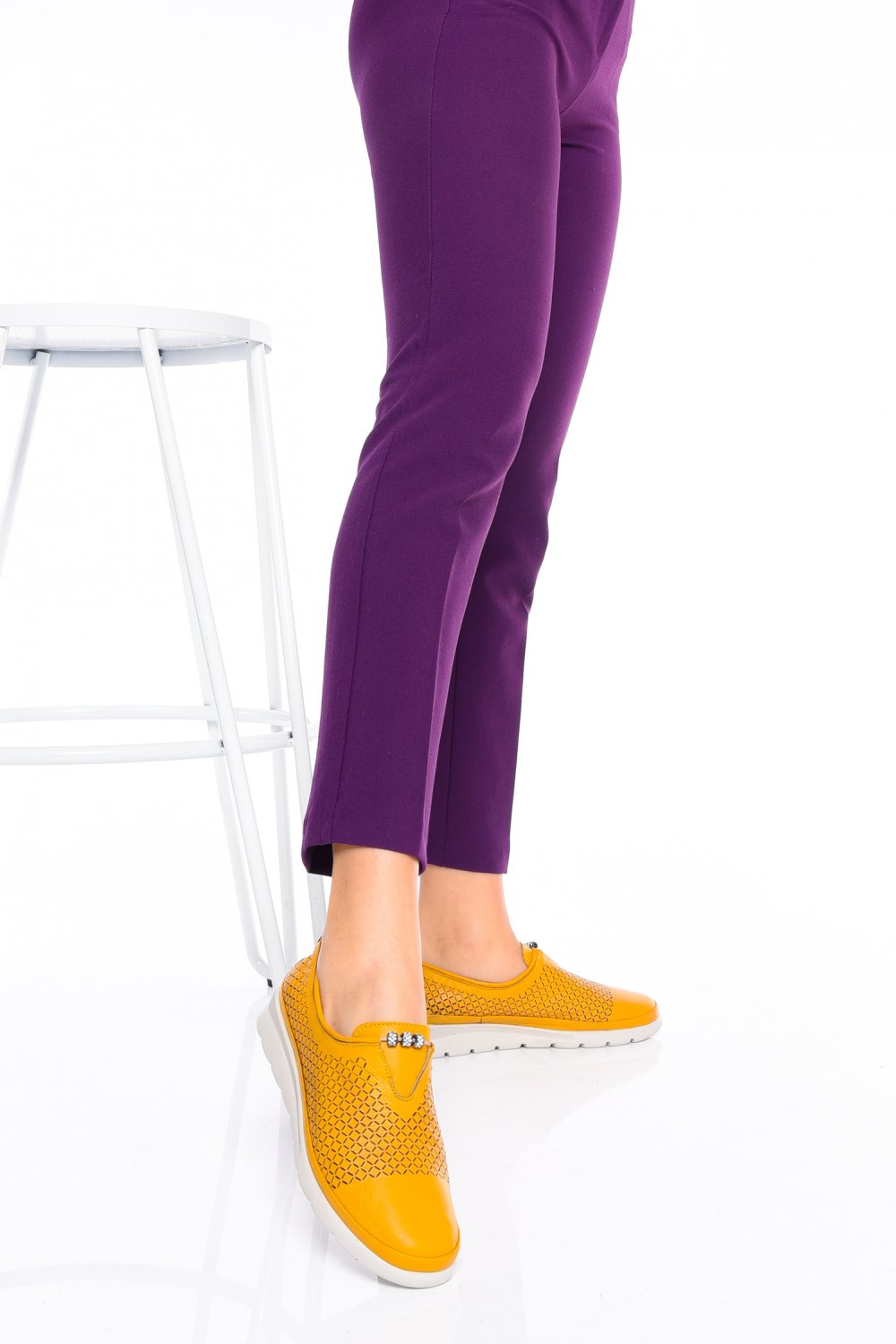 PANTOFI GALBENI PIELE NATURALA 2PC11605NP