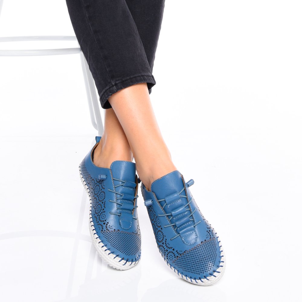PANTOFI ALBASTRI PIELE NATURALA 3PC0110
