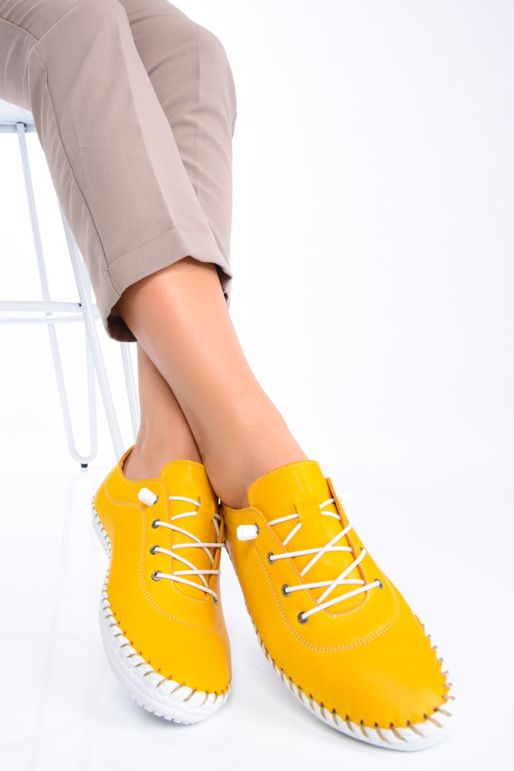 PANTOFI SPORT GALBENI PIELE NATURALA MADALINA