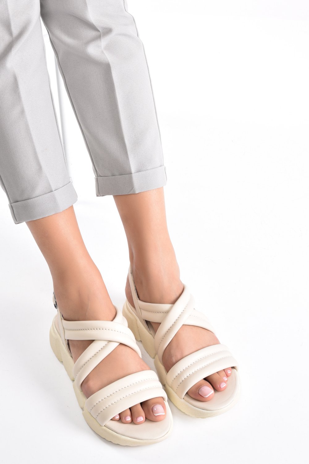 SANDALE BEJ DESCHIS PIELE NATURALA 2PC61