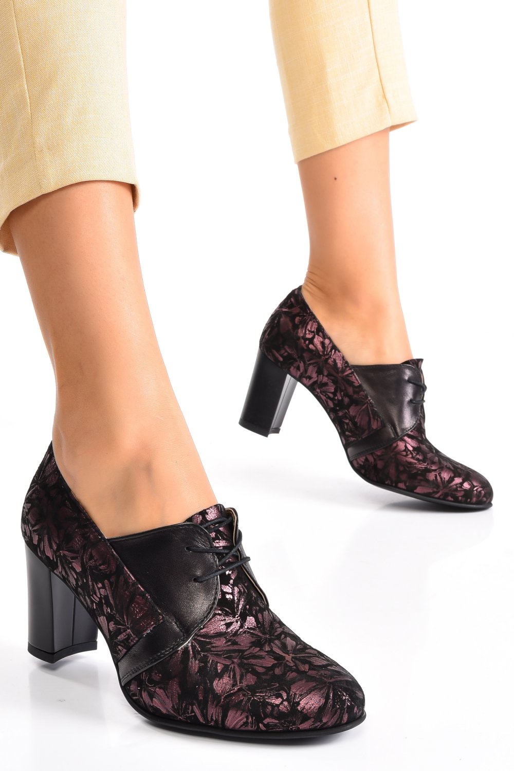 BOTINE MOV FLORAL PIELE NATURALA INTOARSA 2PC50