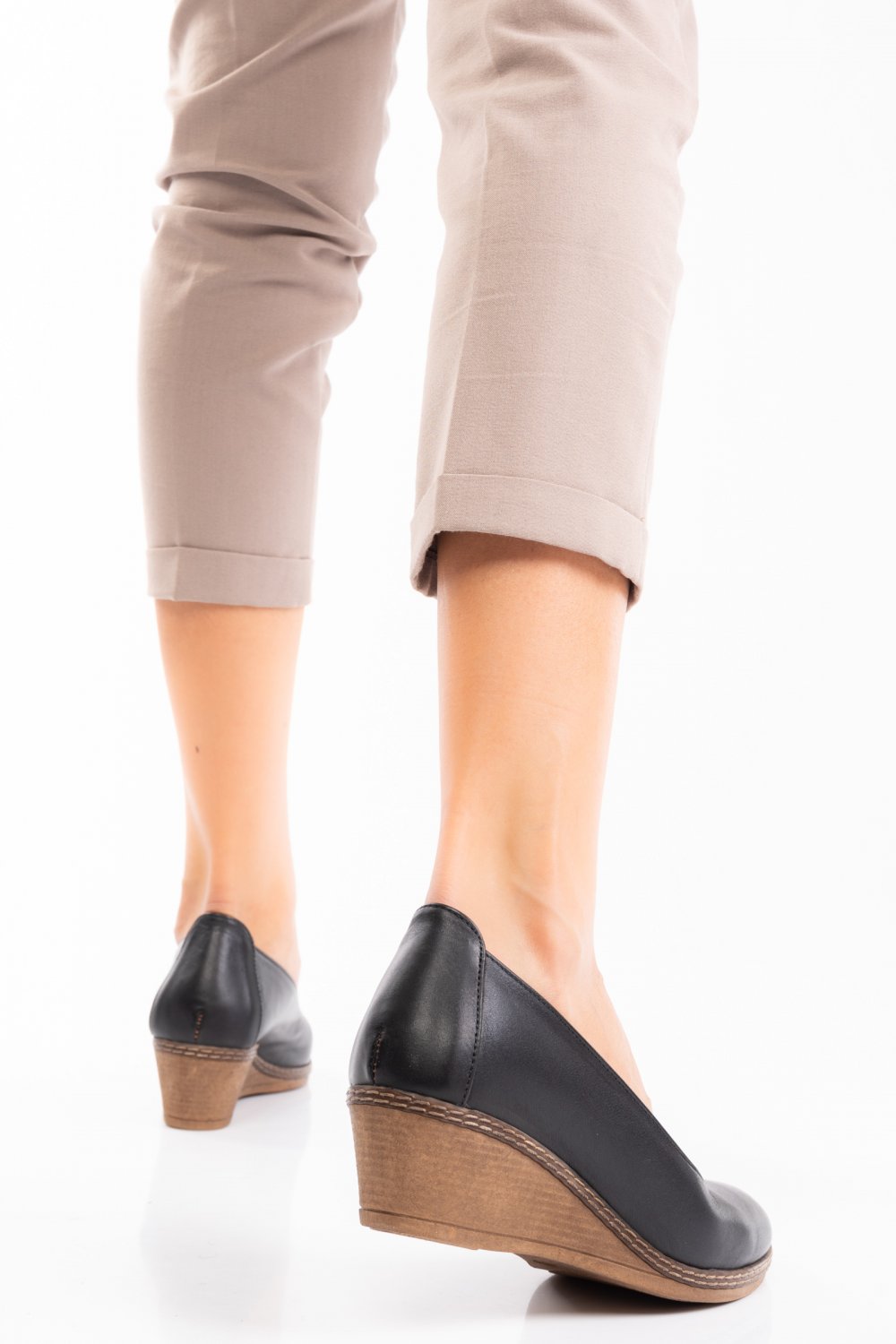 PANTOFI NEGRI PIELE NATURALA 1PC086