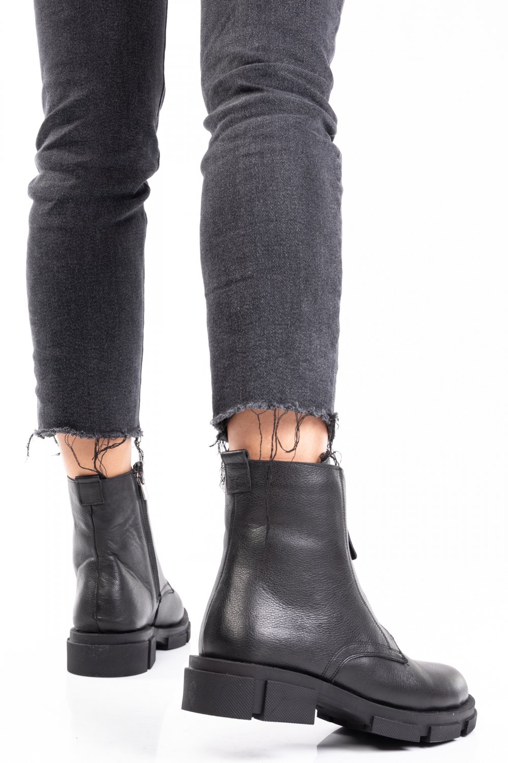 GHETE NEGRE PIELE NATURALA 3PC012