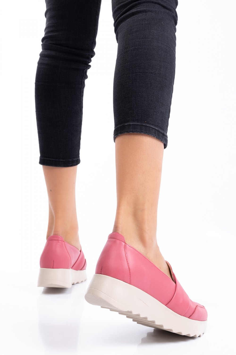 MOCASINI ROZ PIELE NATURALA 2PC022