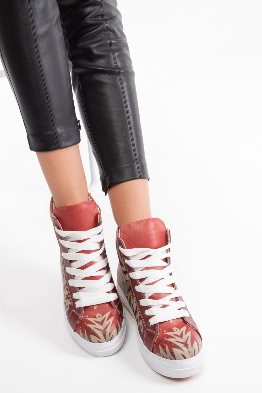 GOBY, GHETE DAMA ROSU CW2045