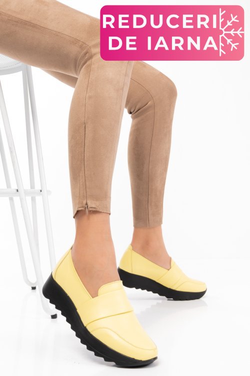 Mocasini galbeni piele naturala 2pc022