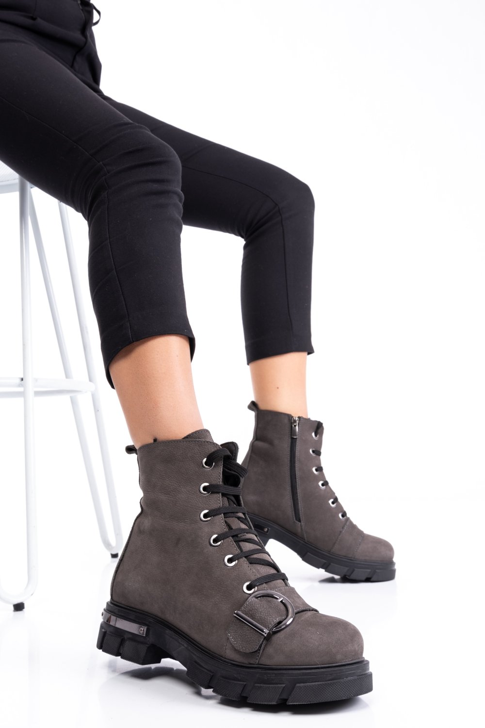 GHETE GRI PIELE NATURALA 1PC1903