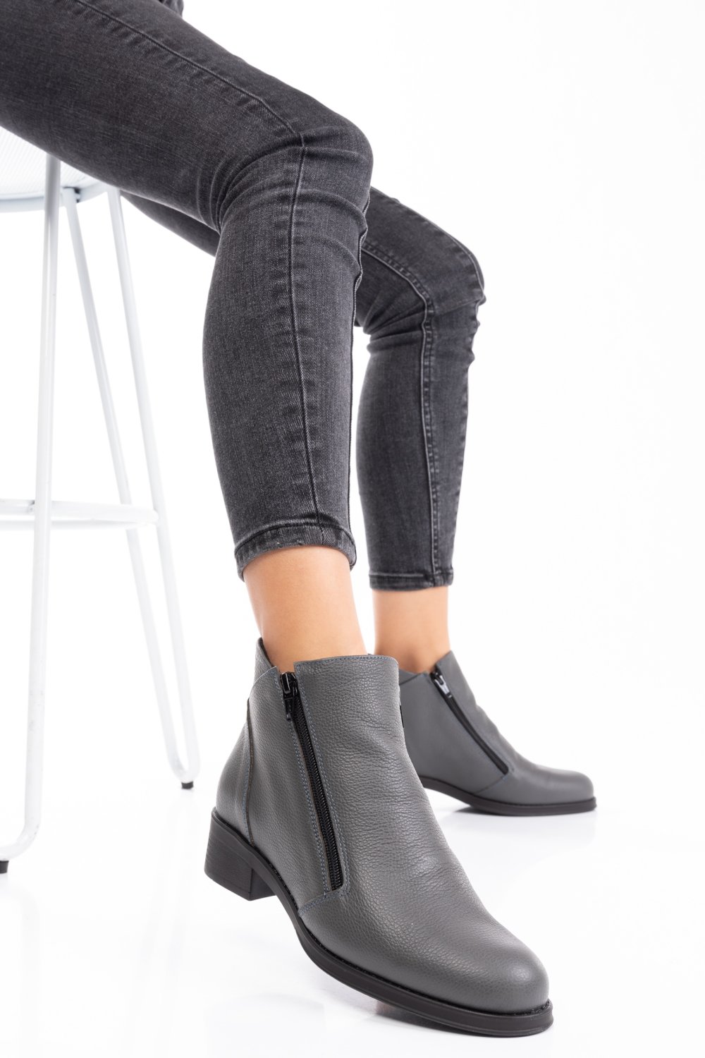 GHETE GRI PIELE NATURALA 0PC1