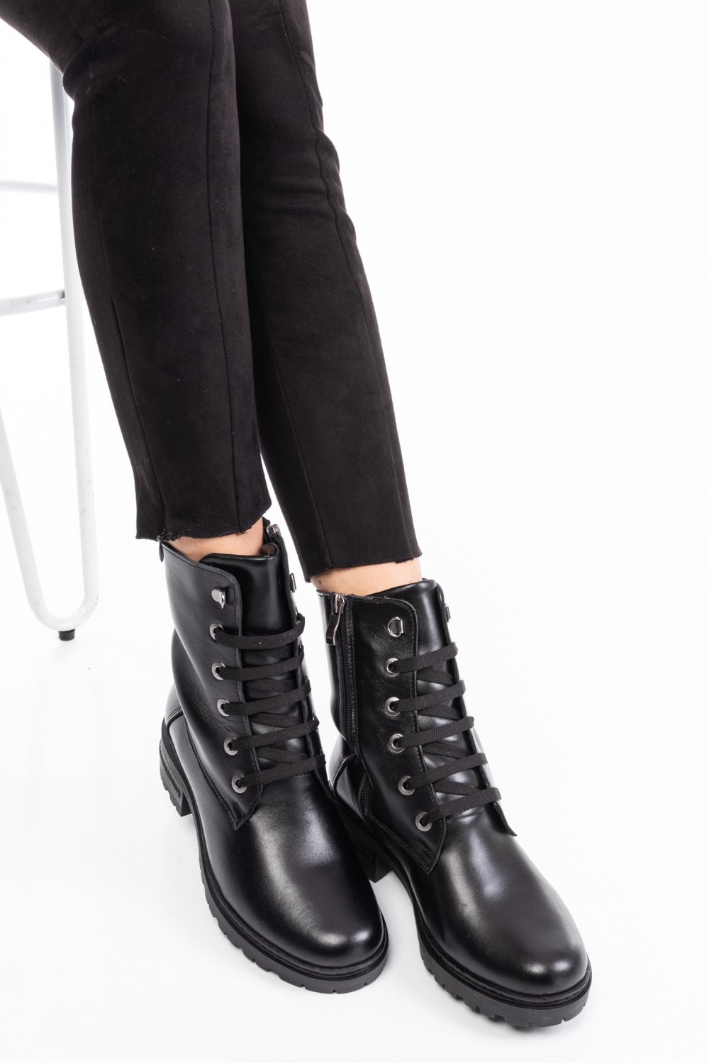 GHETE NEGRE PIELE NATURALA 9PC52