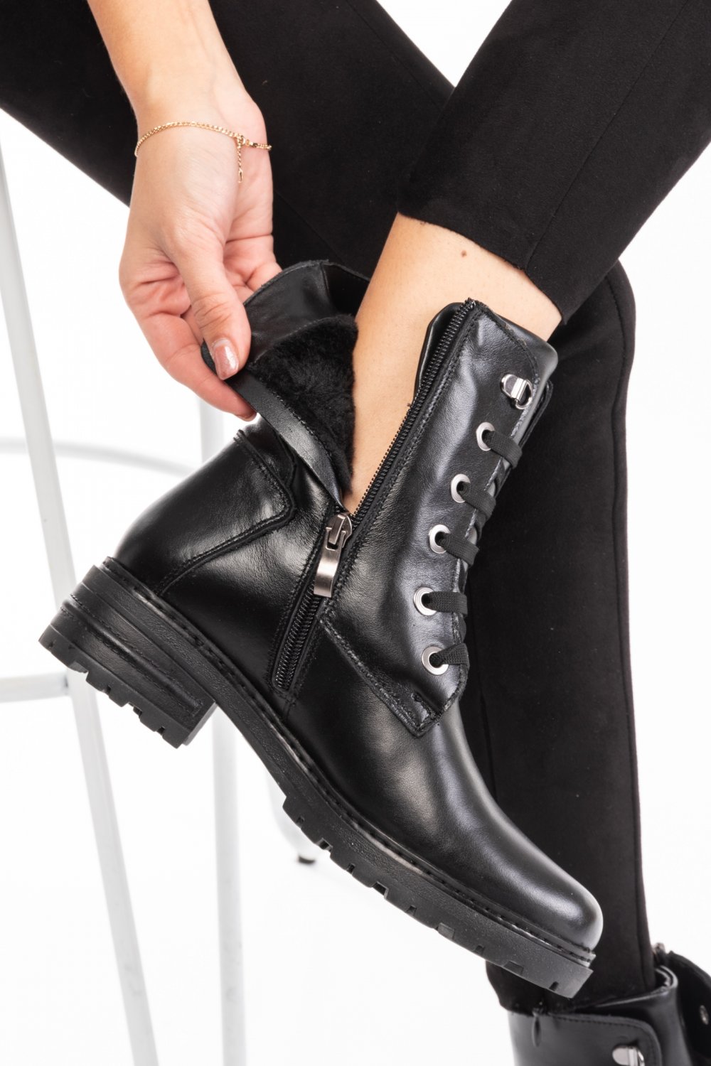 GHETE NEGRE PIELE NATURALA 9PC52