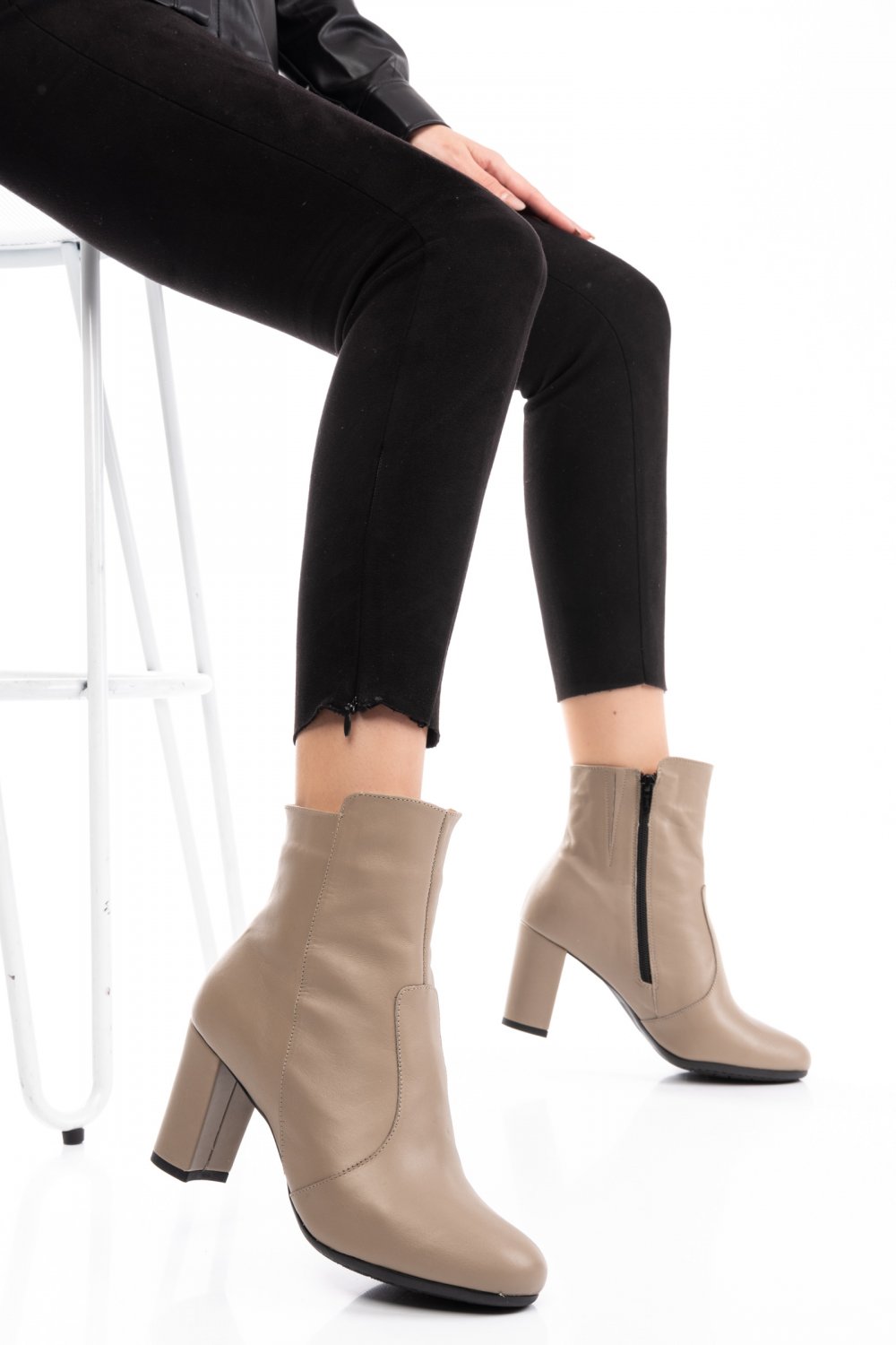 BOTINE BEJ PIELE NATURALA 01PC1