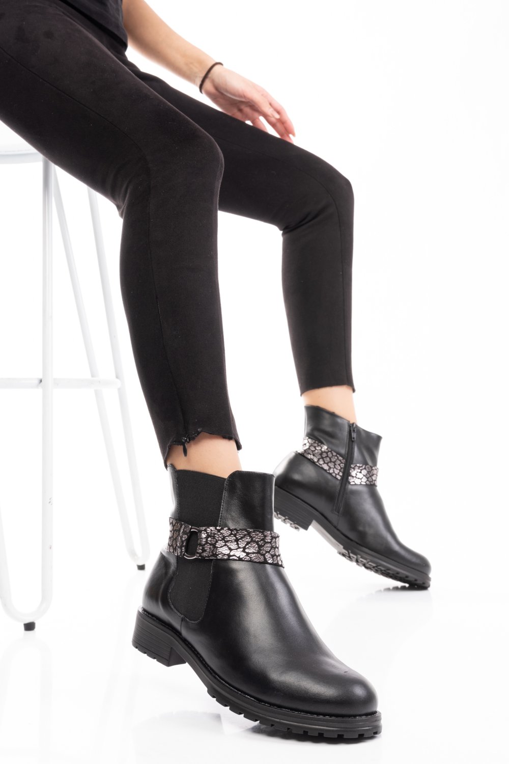 GHETE NEGRE PIELE NATURALA 0PC7