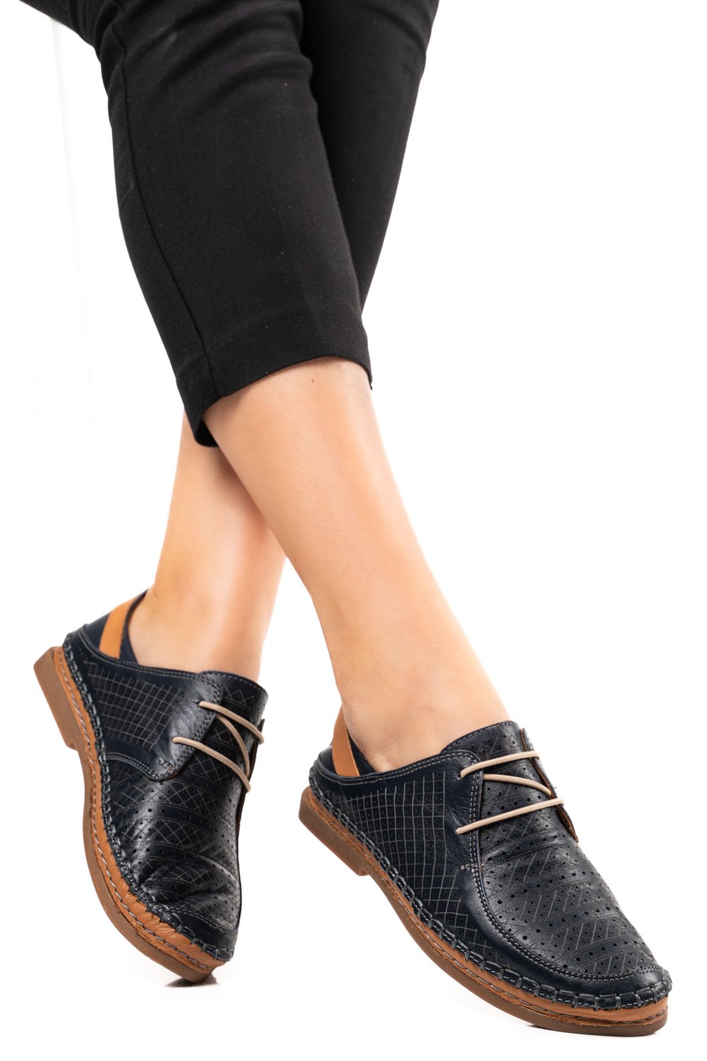 PANTOFI BLEUMARIN PIELE NATURALA 4PC22-1
