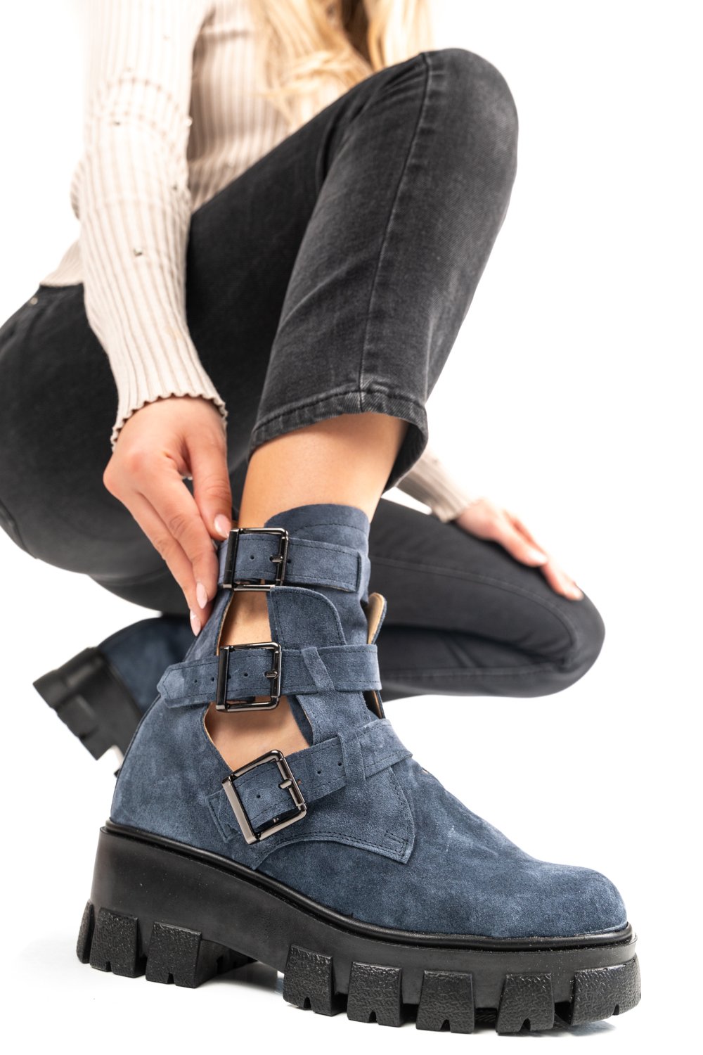 GHETE BLEUMARIN PIELE NATURALA INTOARSA 1PC90L