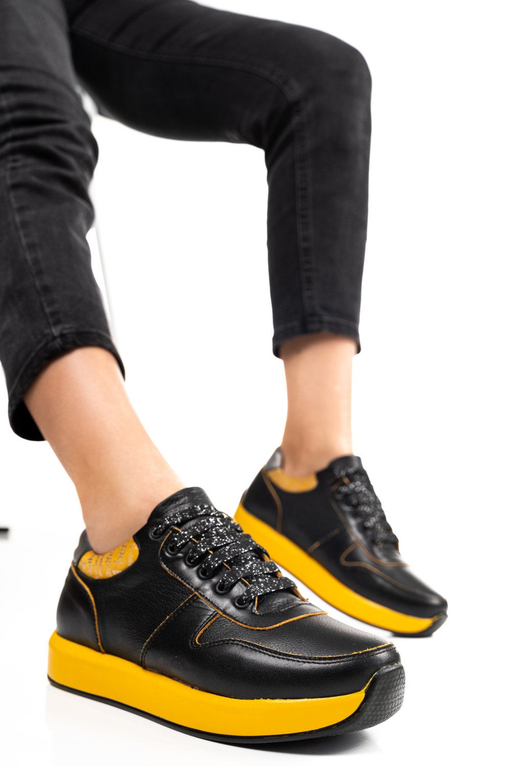 PANTOFI SPORT NEGRU GALBEN PIELE NATURALA VPCALI