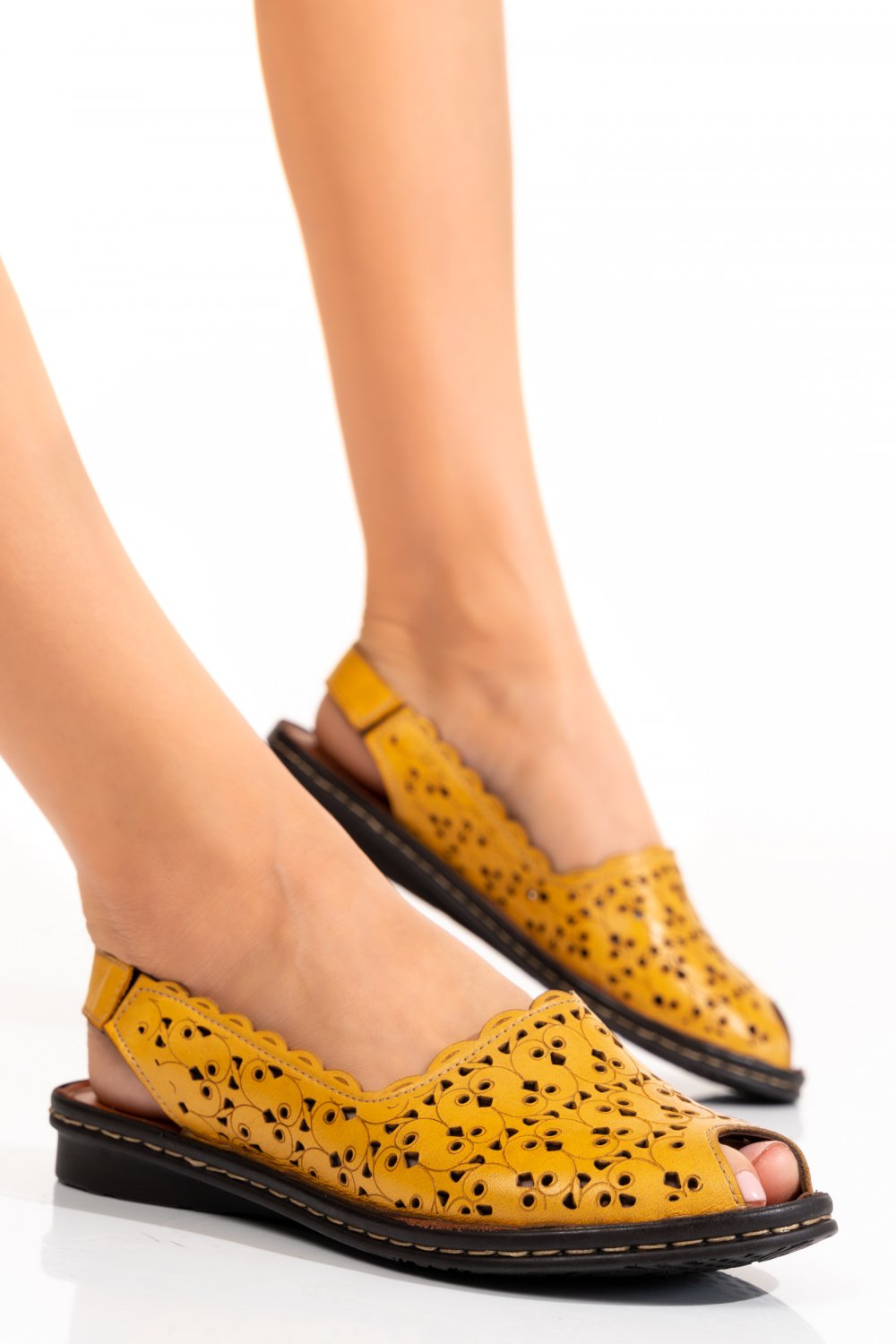 SANDALE MUSTAR PIELE NATURALA 2PC221