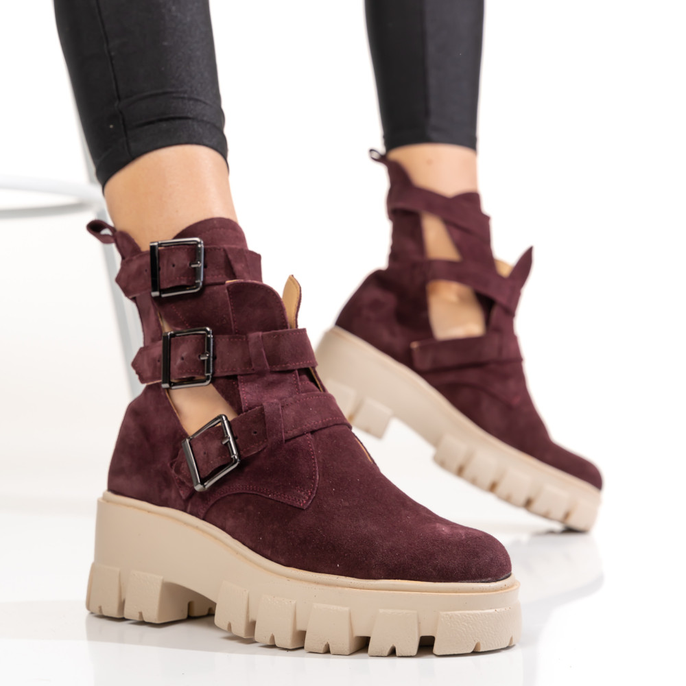 GHETE VISINII PIELE NATURALA INTOARSA 1PC90L