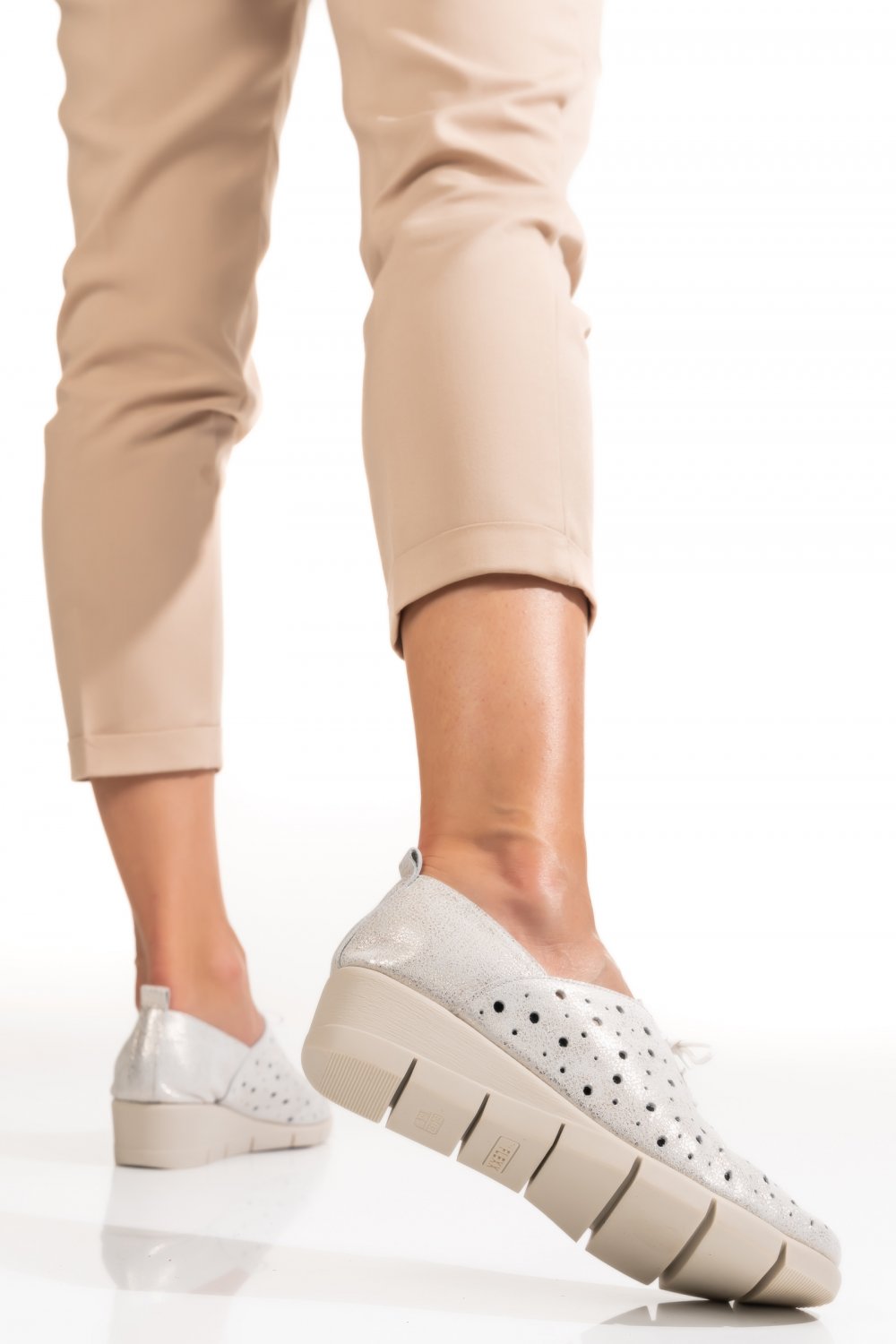 PANTOFI ARGINTII PIELE NATURALA BPC235-16