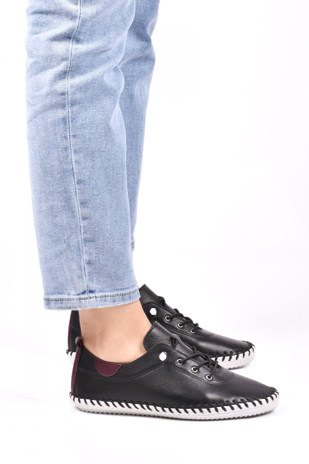 PANTOFI SPORT NEGRI PIELE NATURALA MADALINA