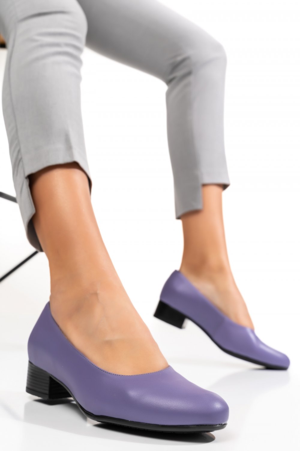 PANTOFI MOV PIELE NATURALA 2PC040