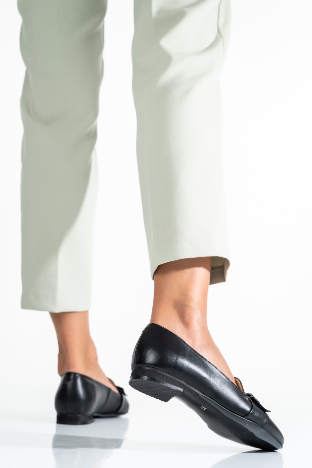 MOCASINI NEGRI PIELE NATURALA 4PC60