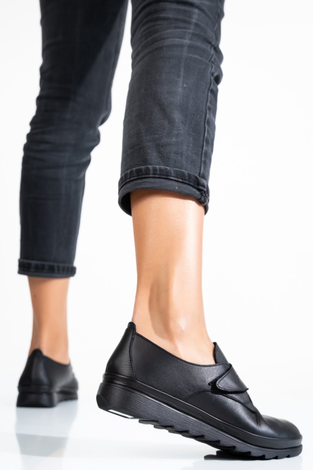 PANTOFI NEGRI PIELE NATURALA APCK700