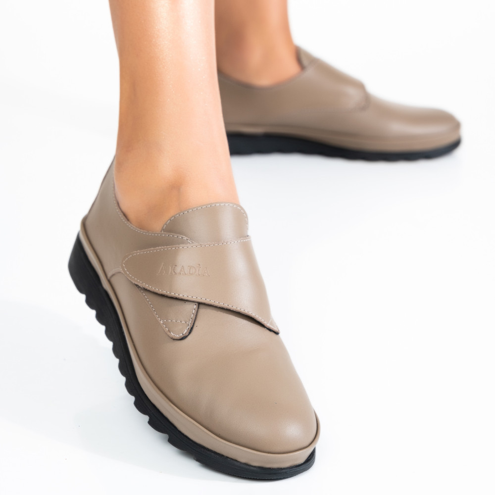 PANTOFI TAUPE PIELE NATURALA APCK700