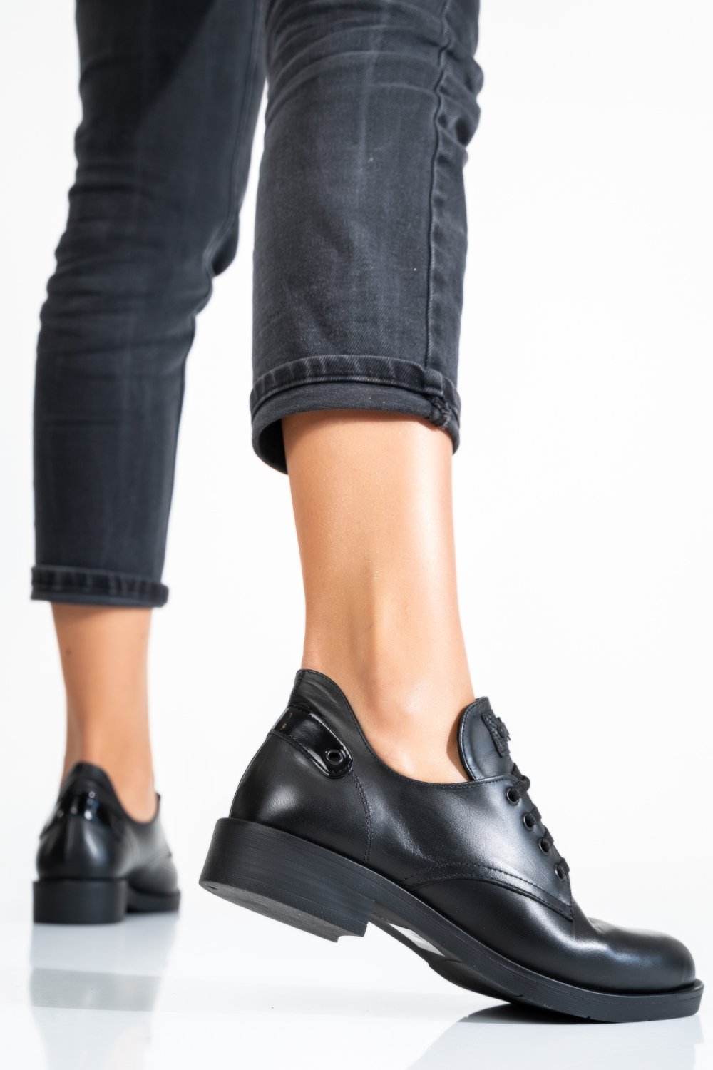 PANTOFI NEGRI PIELE NATURALA APCK0217