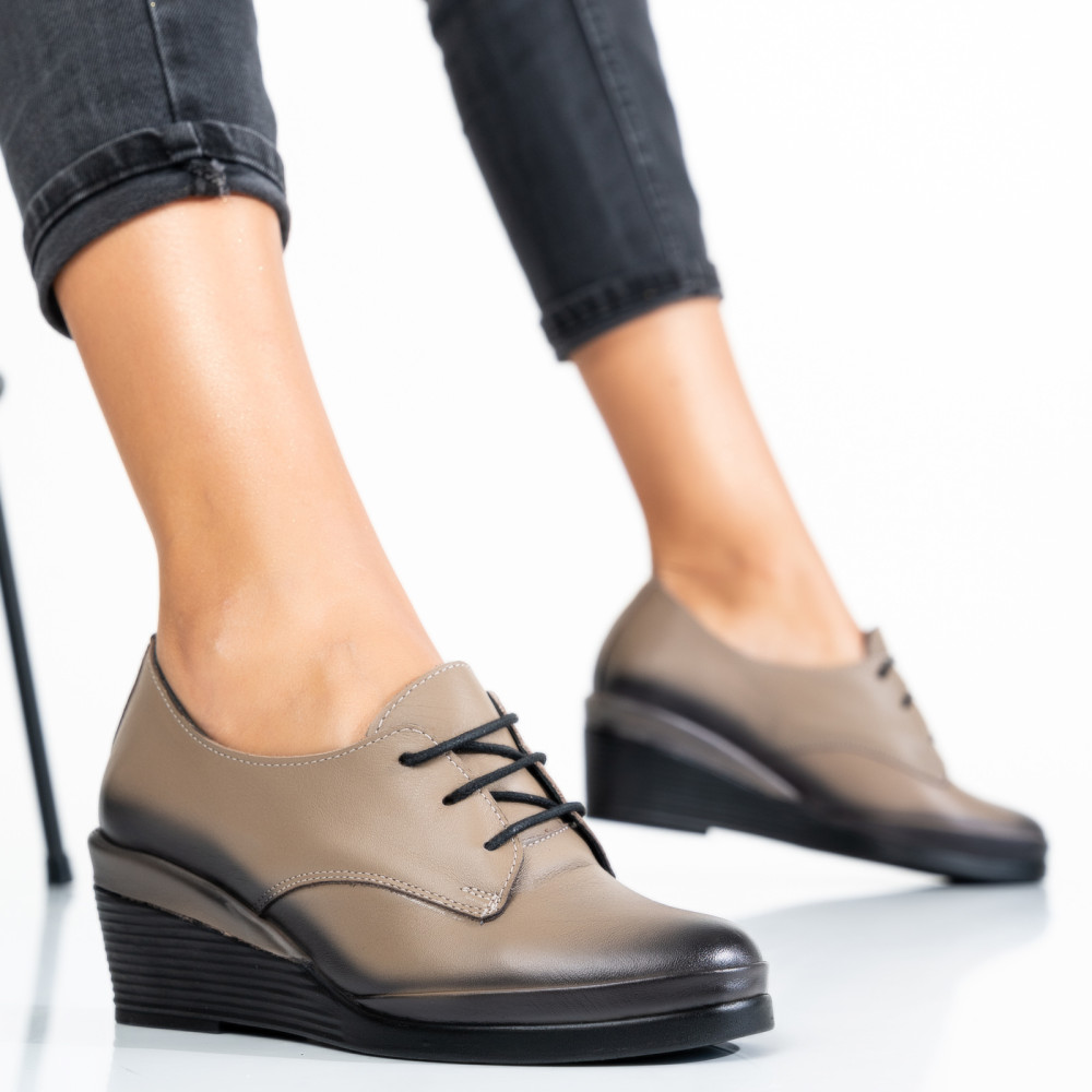 PANTOFI TAUPE PIELE NATURALA APCK630