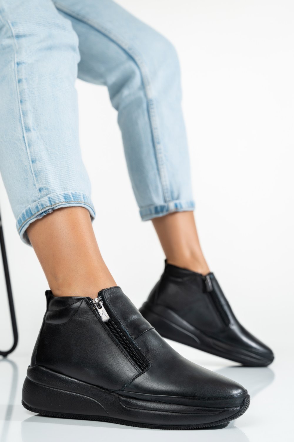 GHETE NEGRE PIELE NATURALA 1001