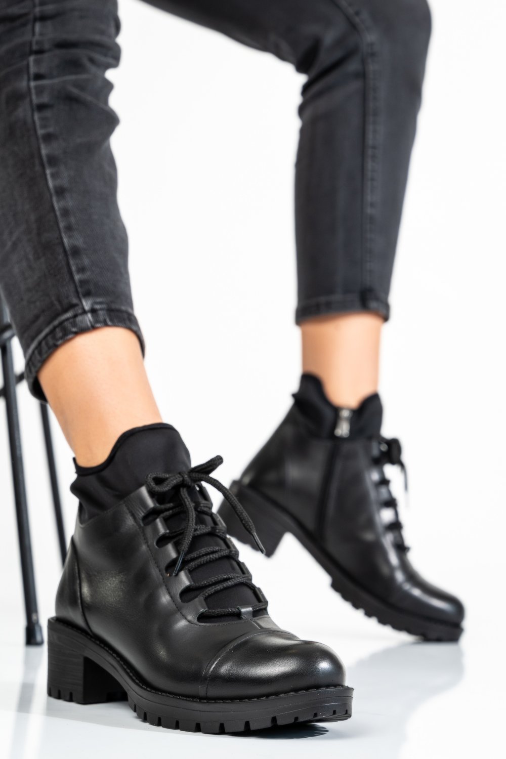 GHETE NEGRE PIELE NATURALA 0PC25