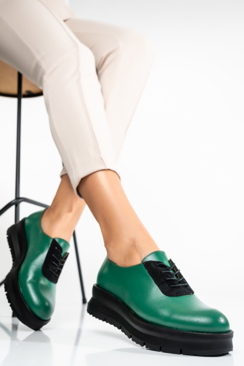 PANTOFI SPORT VERZI PIELE NATURALA 2PC061