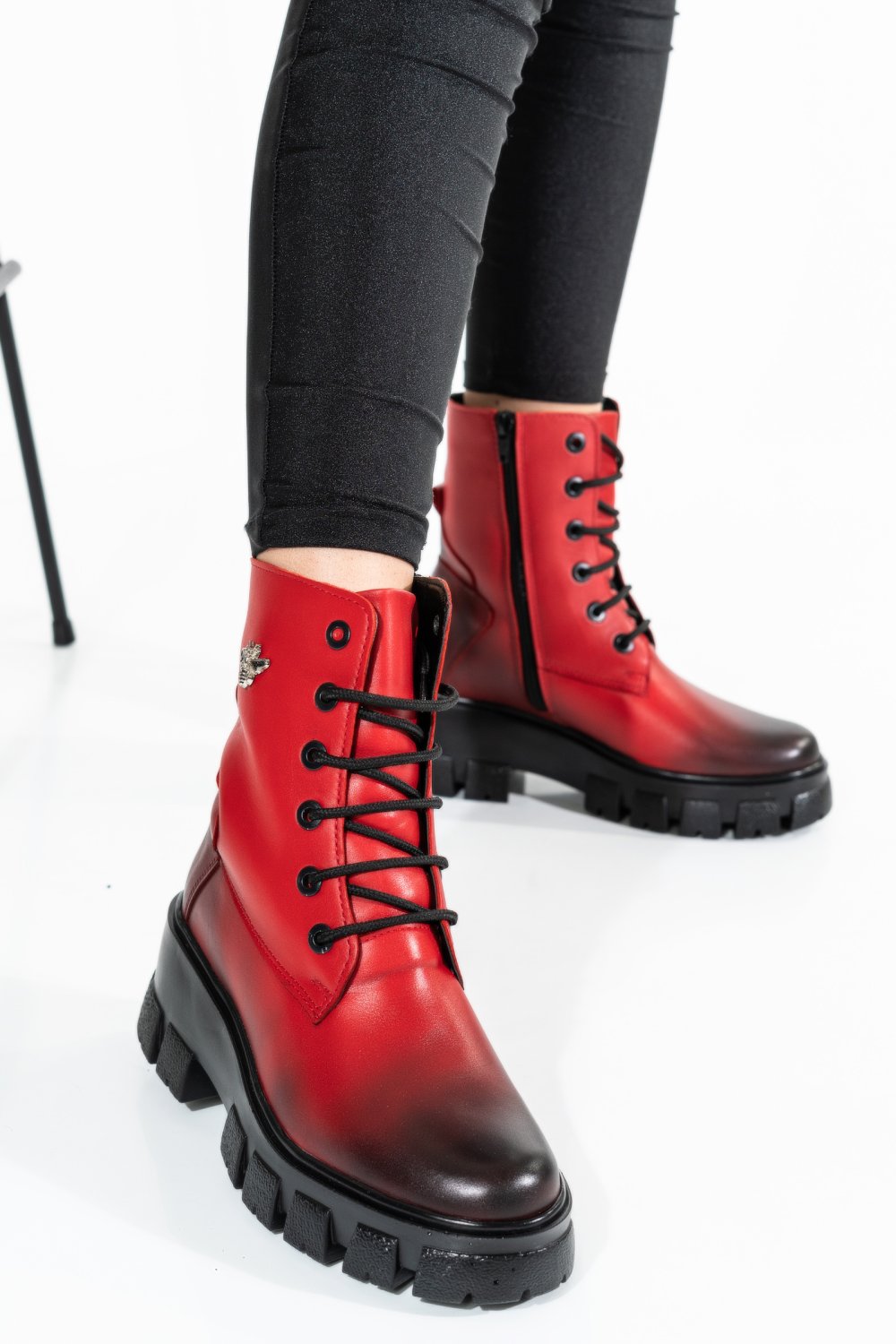 GHETE ROSII PIELE NATURALA 9PC52