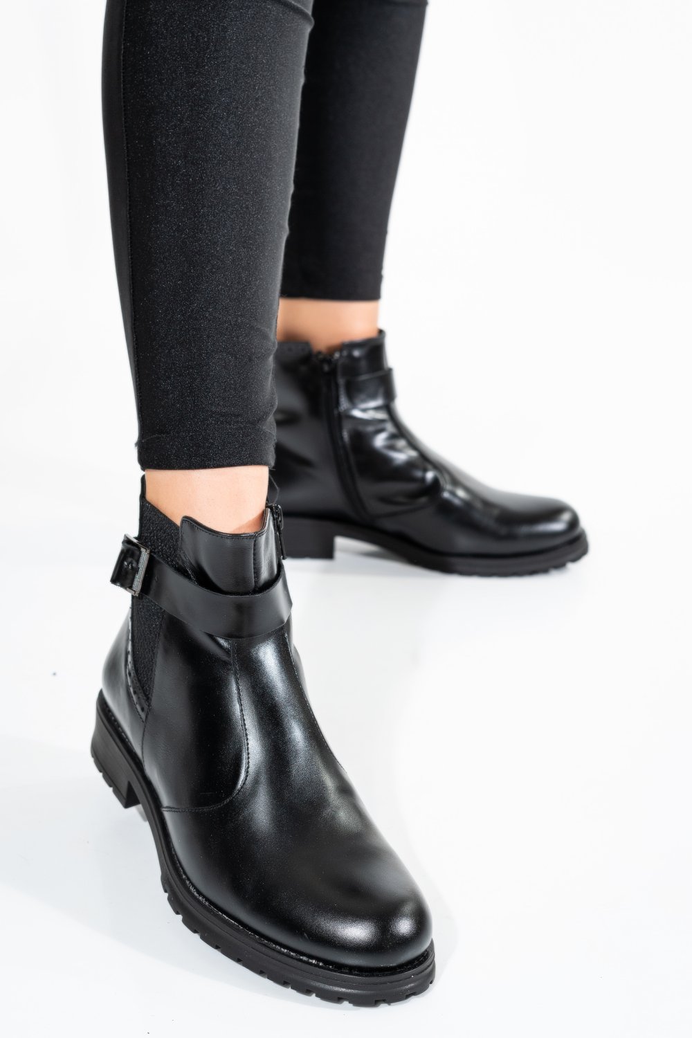 GHETE NEGRE PIELE NATURALA 0PC82