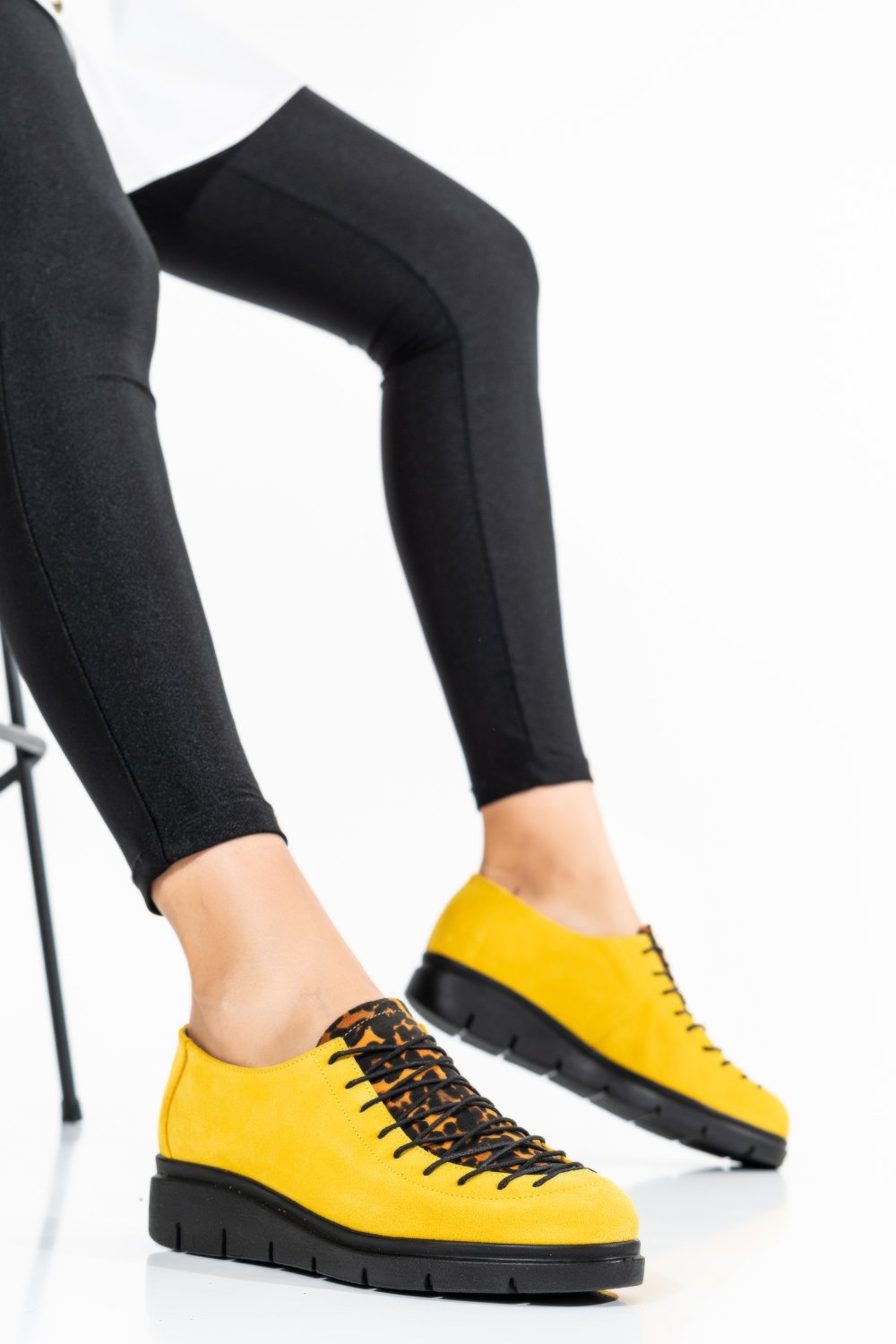 PANTOFI GALBENI LEO PIELE NATURALA 2PC035