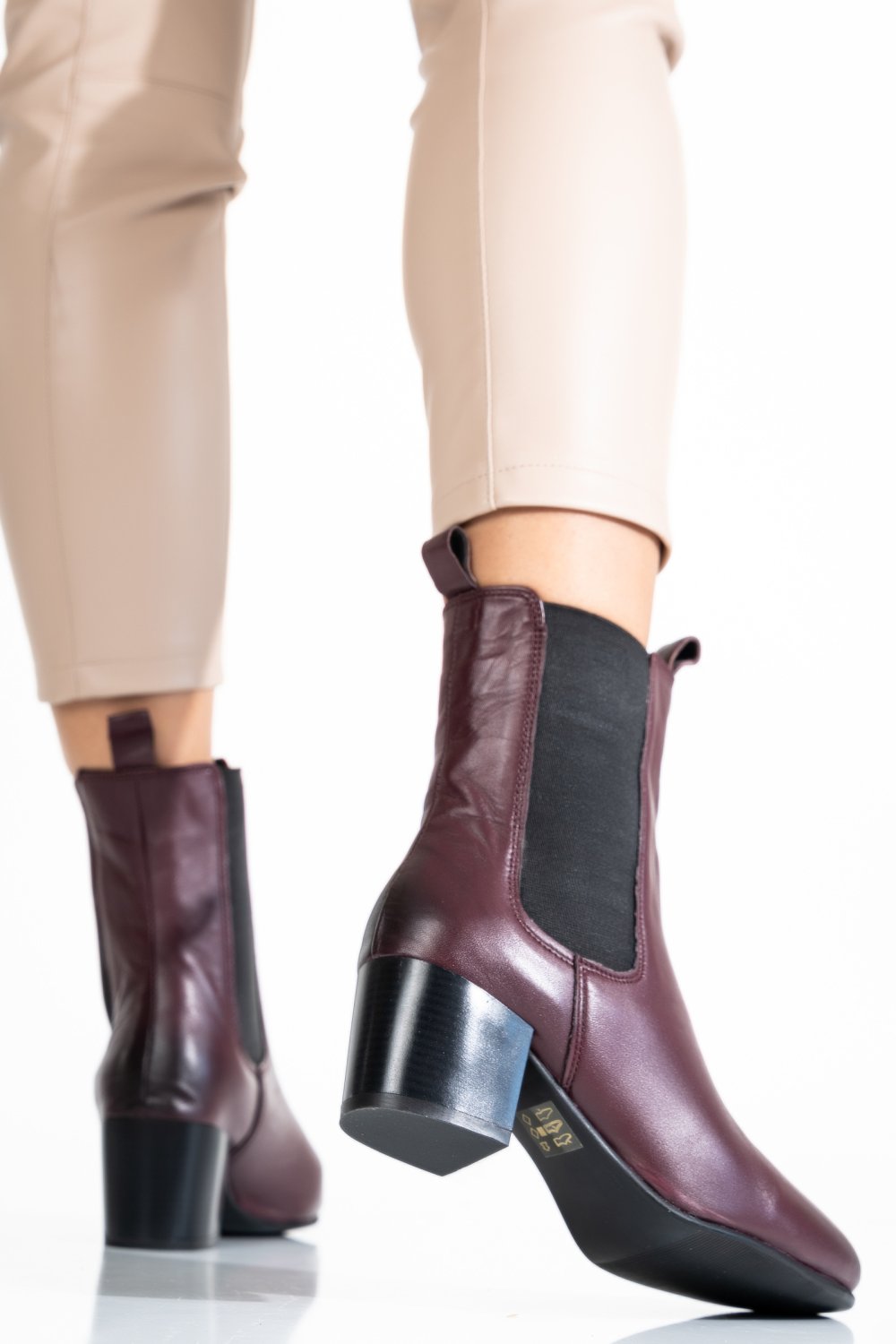 GHETE FEMEI PIELE NATURALA VISINII 8S77585