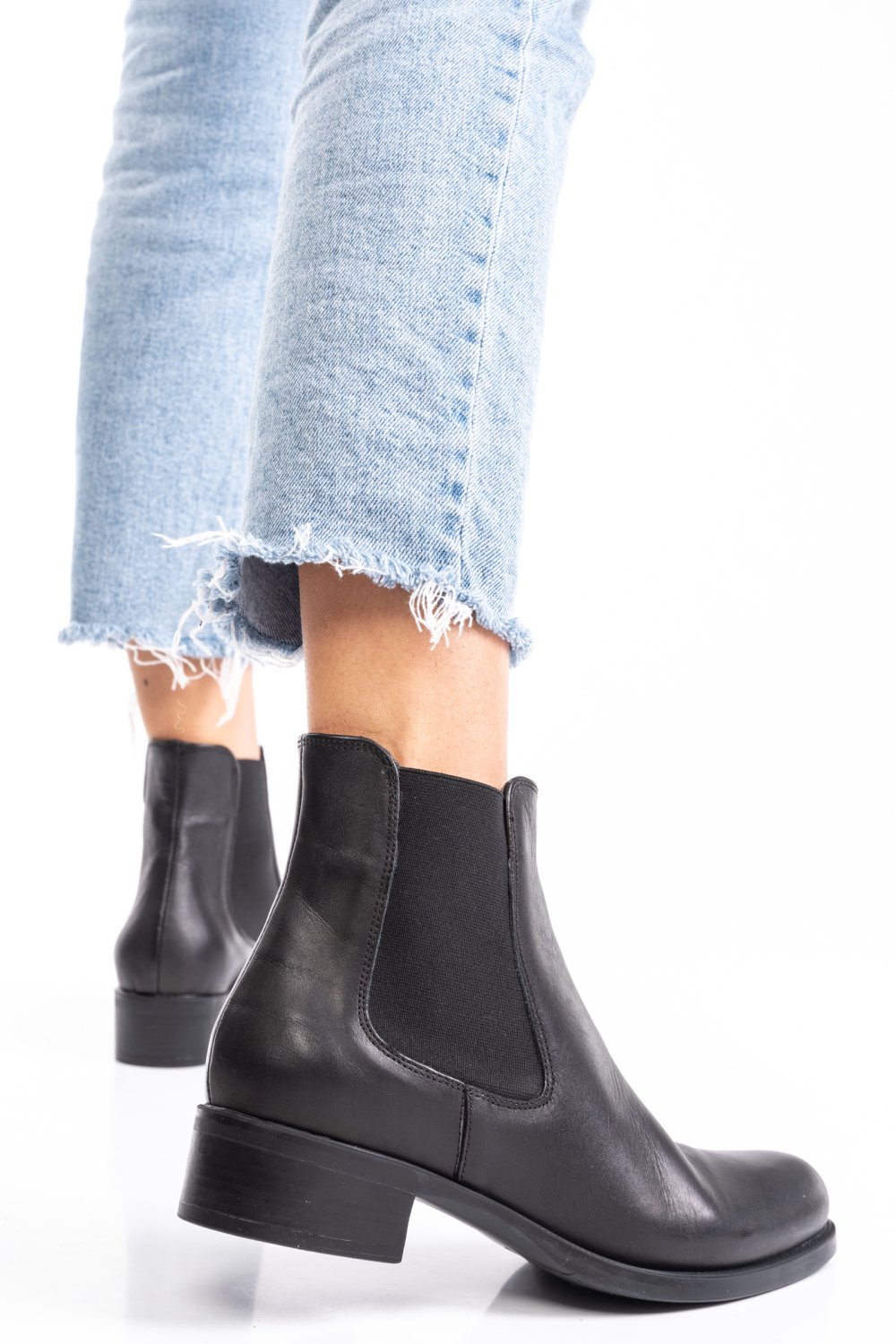 GHETE NEGRE PIELE NATURALA 7S77220-C