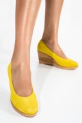 PANTOFI GALBENI PIELE NATURALA INTOARSA 1PC70